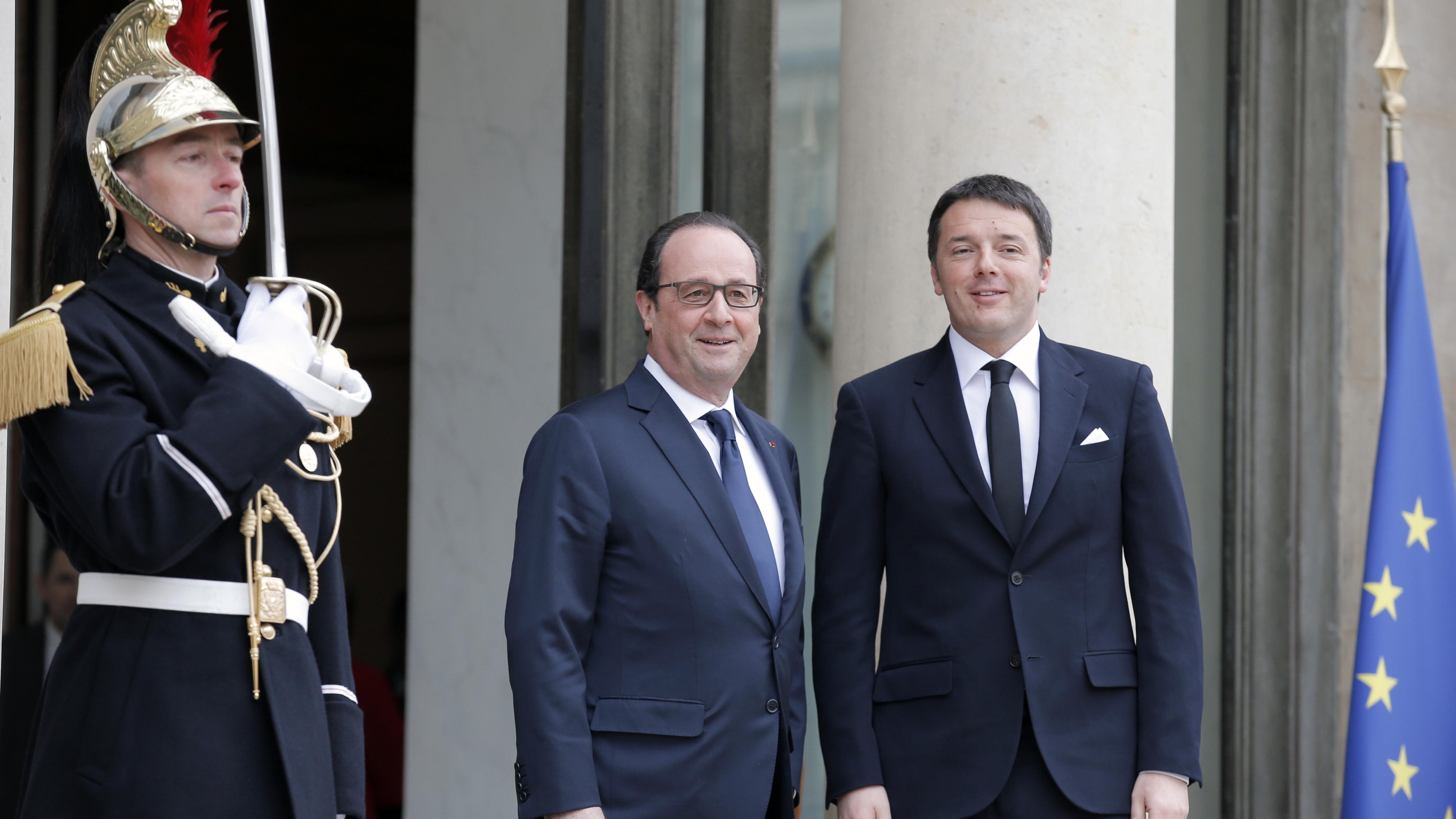 Isis, Renzi- Hollande: "Libia, azione militare non è all’ordine del giorno"