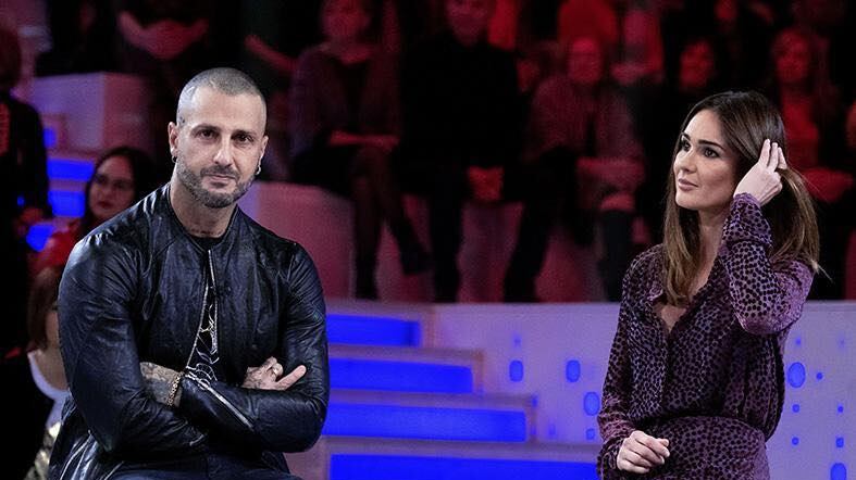 Corona lancia la bomba: su Silvia Provvedi: "Mi tradì con Fedez"