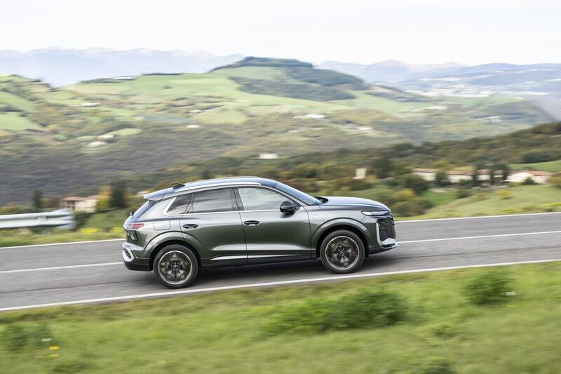 Audi Q3 e-hybrid: guarda la gallery 17