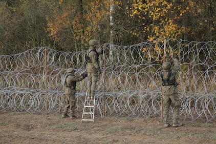La Polonia ha iniziato la costruzione di una barriera lungo i confini con Kaliningrad 1