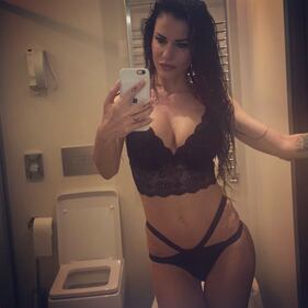  Antonella Mosetti hot, caffè in biancheria intima 5