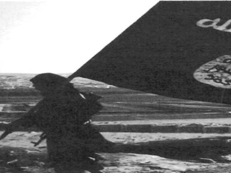 El Koudry e le bandiere dell’Isis nel suo telefonino