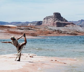 Celebrity e Yoga, le più belle foto su Instagram 15