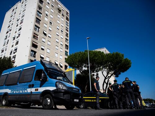Roma criminale è senza pace. Freddato con 4 colpi in testa
