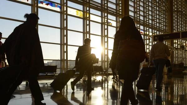 Stipendiati ma senza lavoro. Italiani in fuga nei Paesi dove si campa di welfare