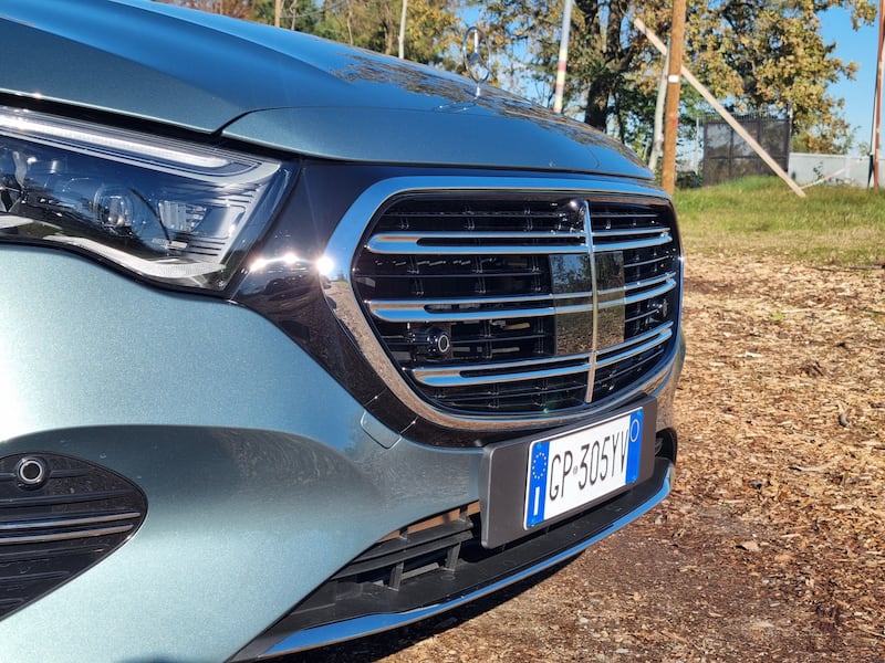 Mercedes Classe E 2024: guarda la gallery della prova 12