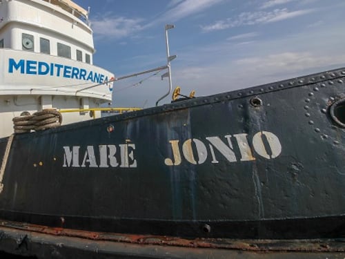 La Mare Jonio sequestrata, l'Ong: "Si tratta di vendetta"