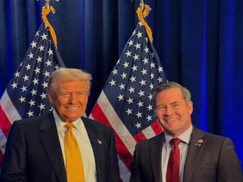 Piani di guerra sulla chat, Trump silura Waltz