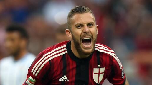 Un bel Milan vince il festival dei goal al Tardini 4-5 e grande Menez