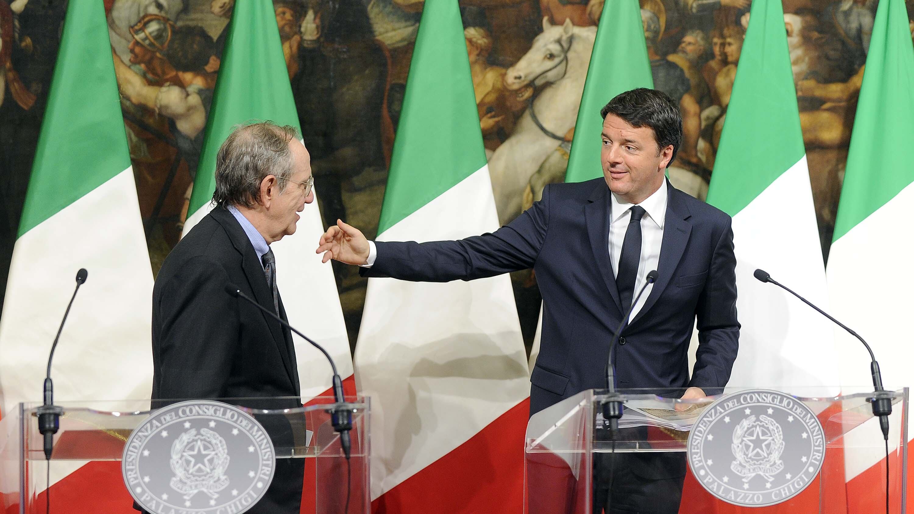 Dispetto di Padoan a Renzi: niente infornata nei Comuni