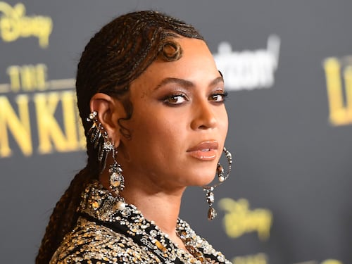 Giù le mani dal country. Si litiga sul disco di Beyoncé