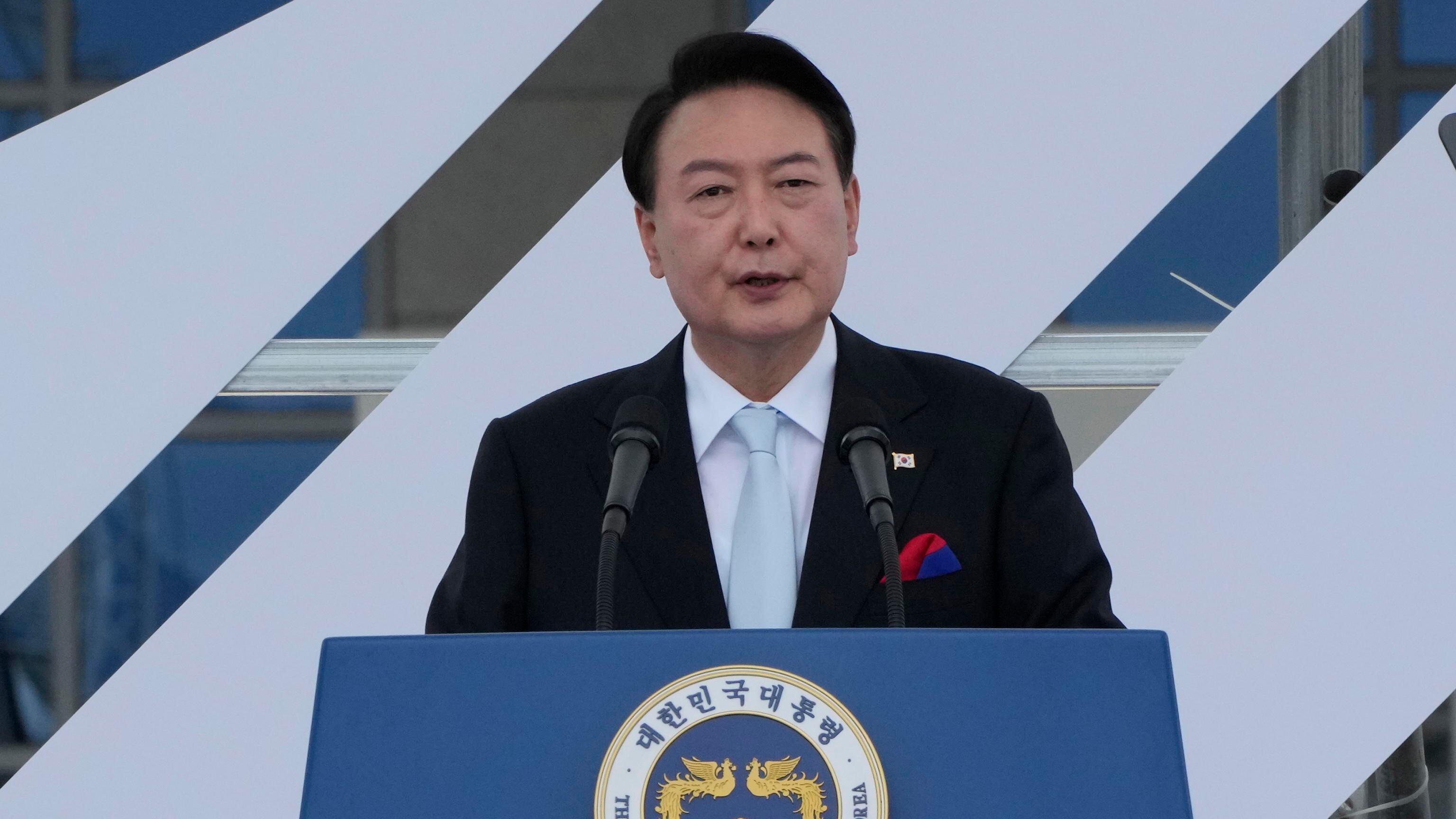 La Nord Corea alza i suoi caccia e il Sud risponde