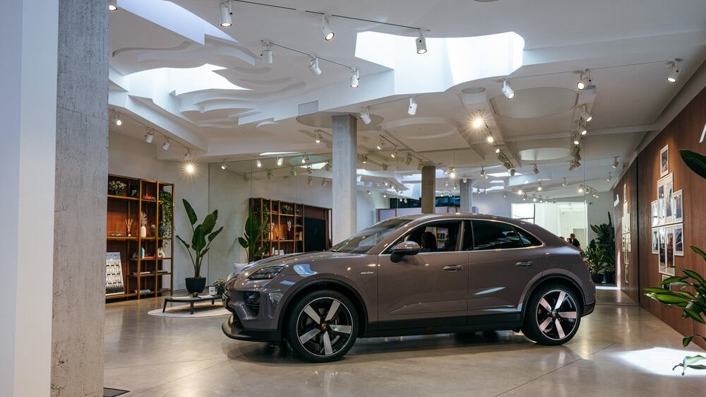 Ecco la nuova Porsche Macan in anteprima nazionale alla Design Week