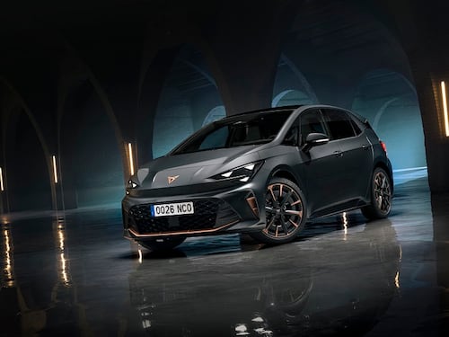 Cupra, ecco la Born rinata più potente, tecnologica e sostenibile