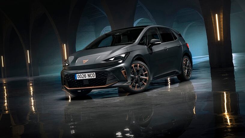 Cupra, ecco la Born rinata più potente, tecnologica e sostenibile