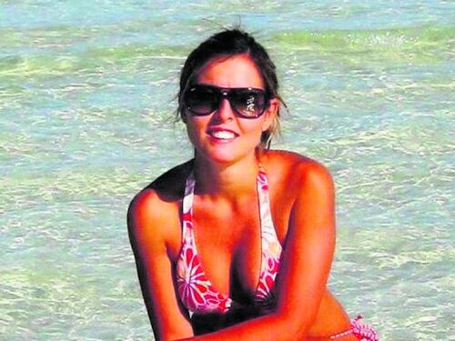 La uccide, poi usa il cellulare. Marito fermato dopo due mesi
