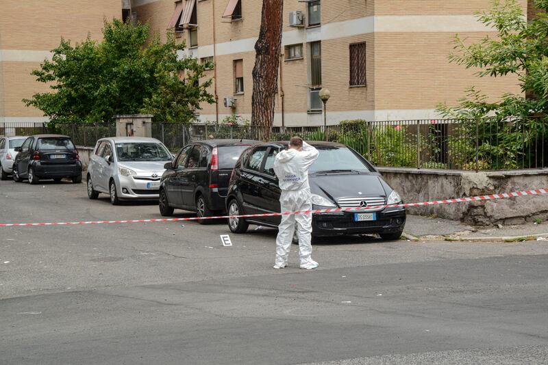 cadavere valigia 1