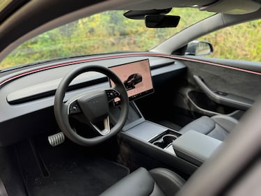 Tesla Model 3 Performance 2024: guarda la gallery della super berlina elettrica 14