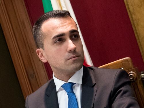 Di Maio: "Reddito cittadinanza entro il 2019? Lo spero"