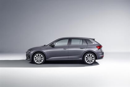Nuove Skoda Kamiq e Scala restyling, guarda tutte le foto  11