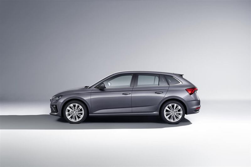 Nuove Skoda Kamiq e Scala restyling, guarda tutte le foto  11