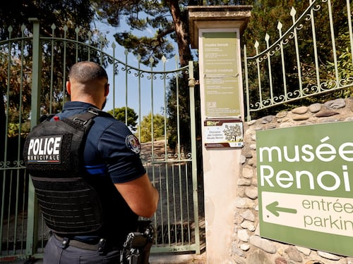 Francia, bengodi dei ladri d’arte: spariscono due Renoir