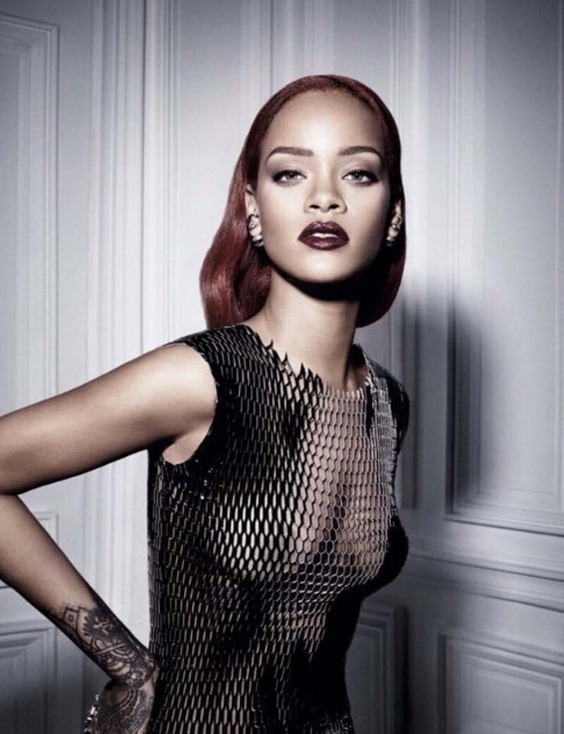 Rihanna nuda per un video, foto 17