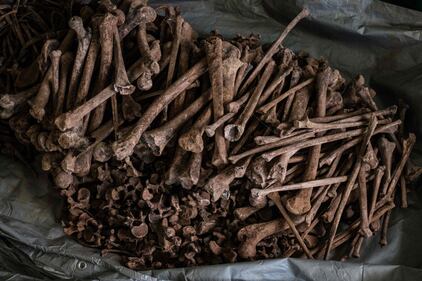 Ruanda, i giorni del genocidio nell'orrore delle fosse comuni 2