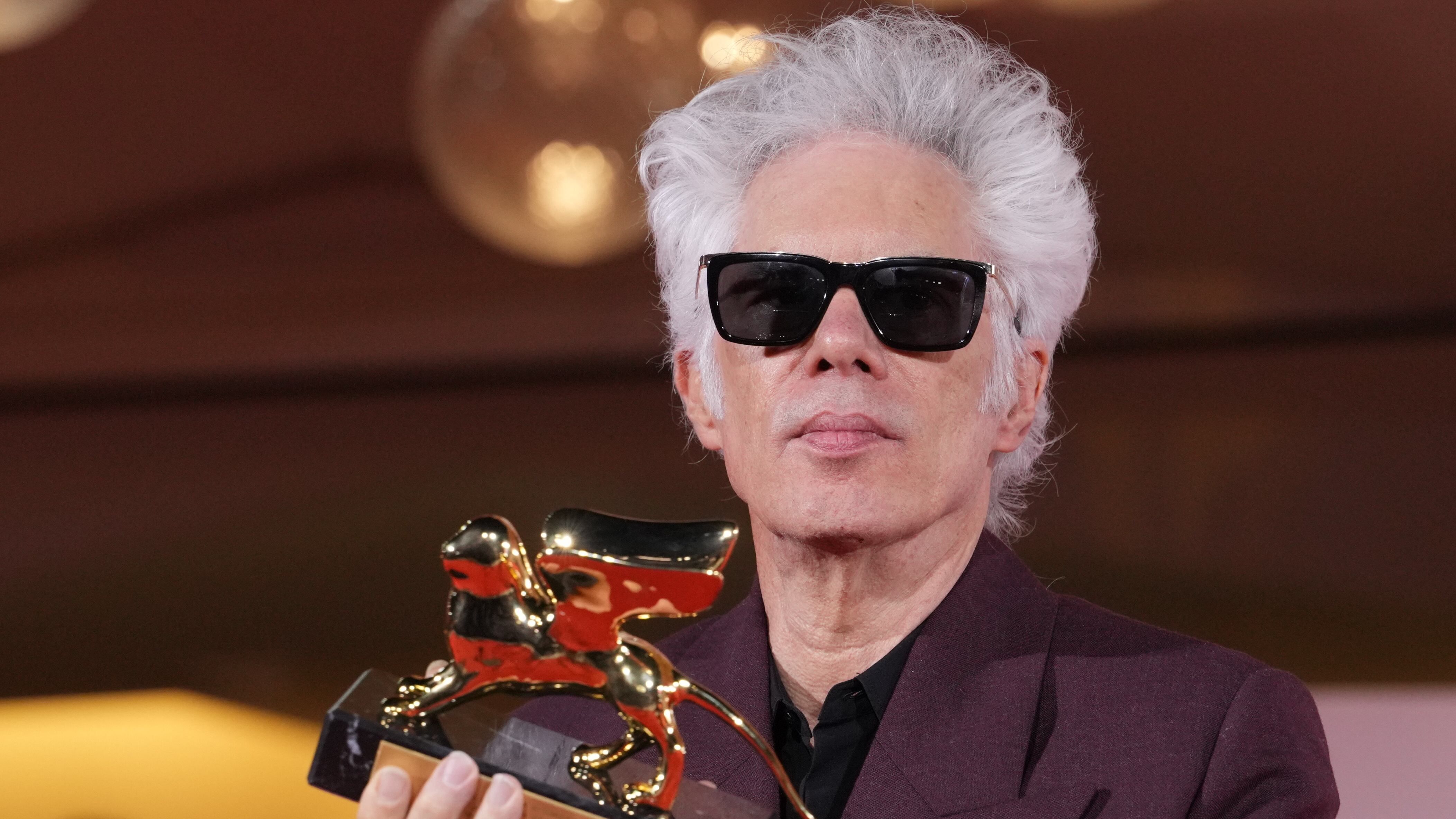 Chi è Jim Jarmush, il regista premiato a Venezia tra le polemiche