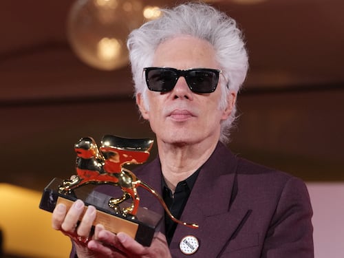 Chi è Jim Jarmush, il regista premiato a Venezia tra le polemiche