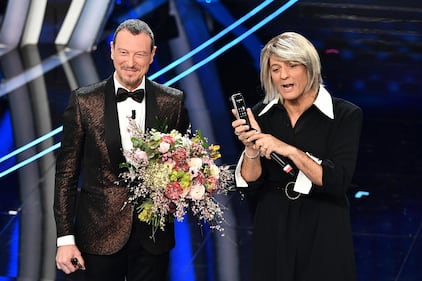 Fiorello fa la De Filippi e lei gli telefona. Notaro vs Junior Cally