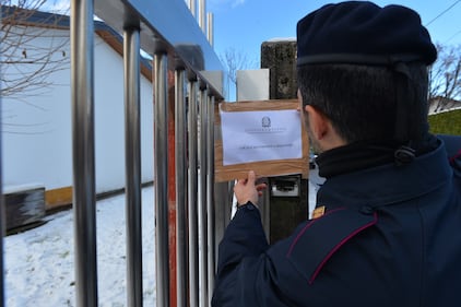 Naziskin, sequestrata la sede di "Do.Ra." 11