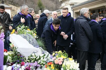 Messa in suffragio di Davide Astori: le foto più toccanti 6