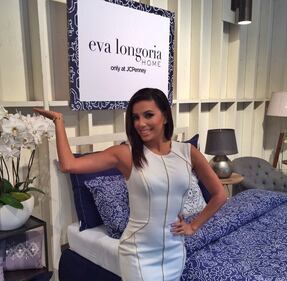 Eva Longoria ti porta a letto: ecco la sua linea di lenzuola 5