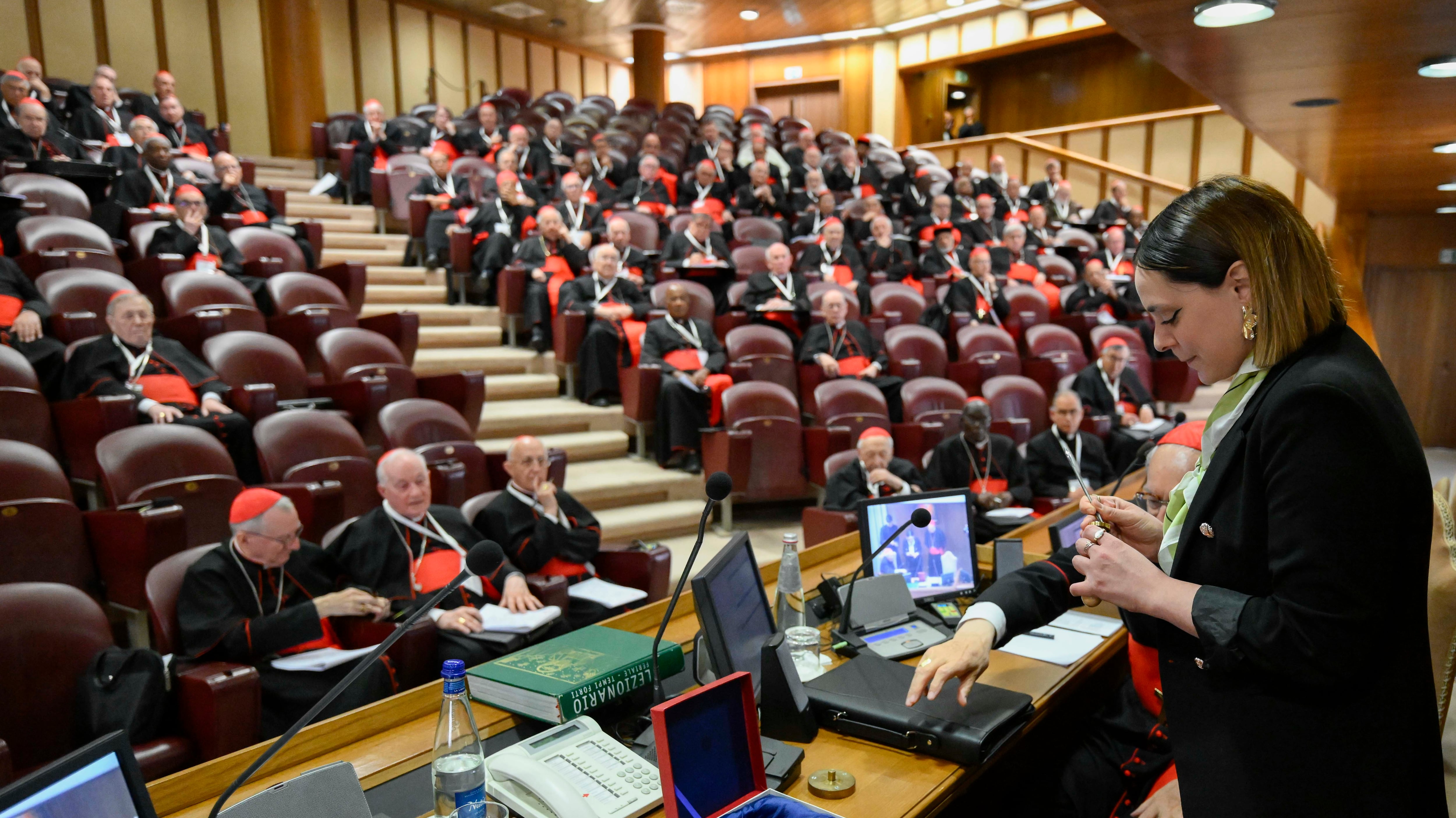 È giallo sulla distruzione dell'anello di Francesco