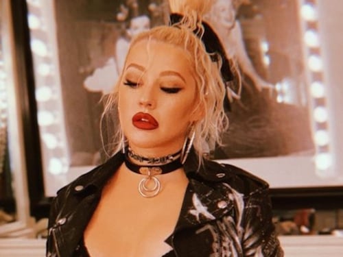 Christina Aguilera omaggia Madonna: look anni ’80 su Instagram