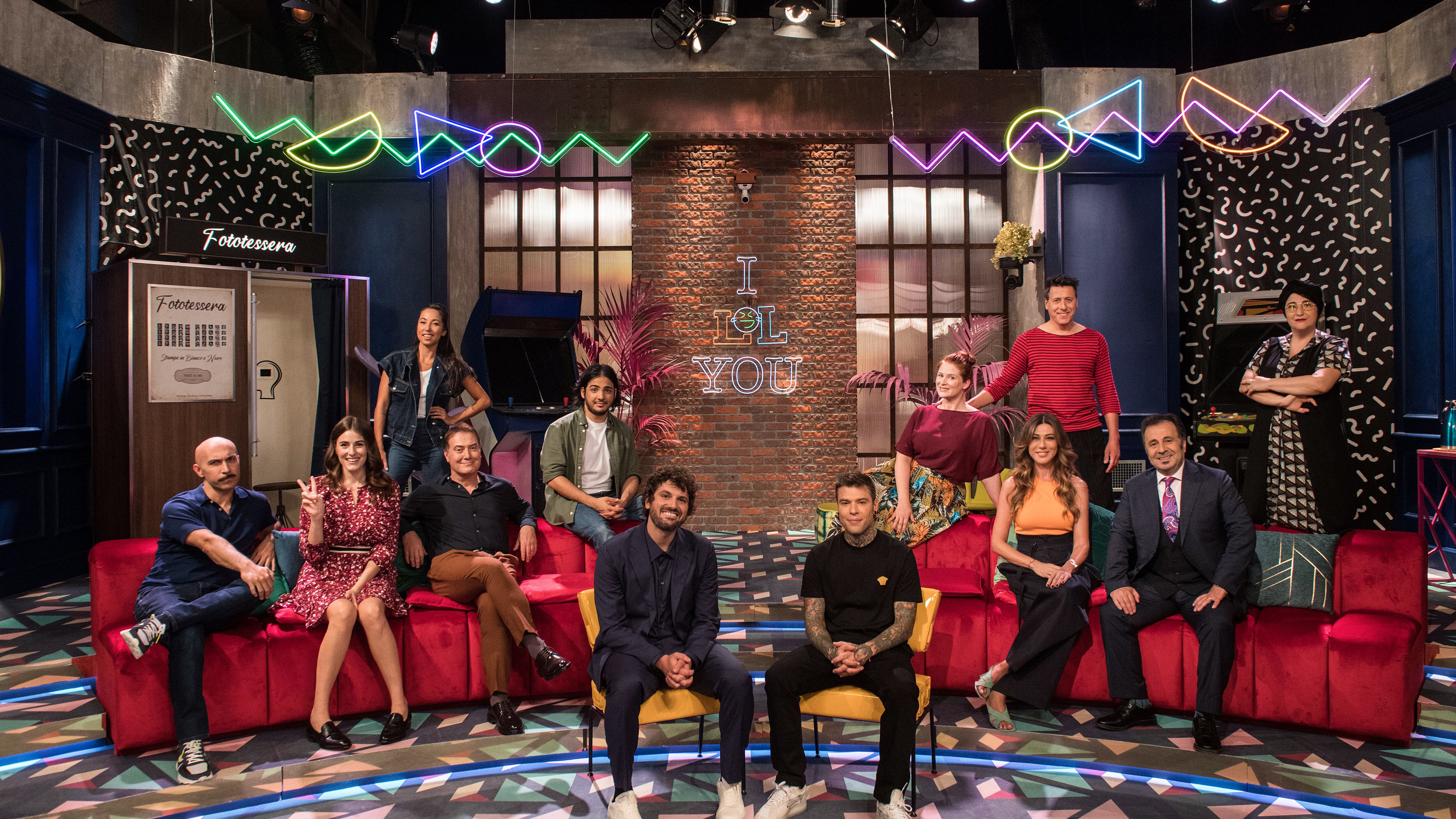 "Lol" torna a farci ridere fra improvvisazione e campioni di comicità