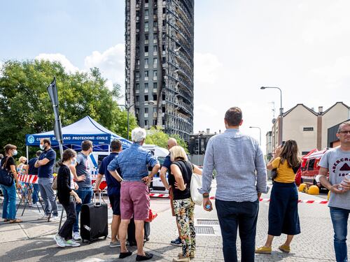 La causa del rogo della torre dei Moro: risparmi da 95 centesimi sugli isolanti