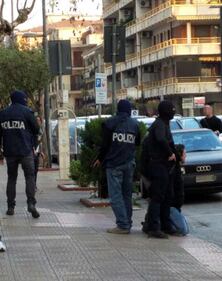 Salerno, arrestato un algerino collegato agli attacchi di Parigi Bruxelles 5