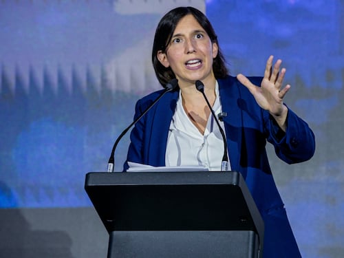 Il Conte filo-russo “risveglia” Elly. Campo largo in tilt sulle primarie