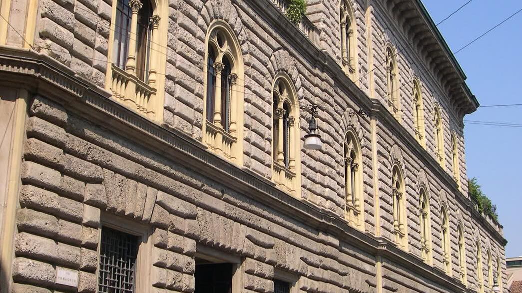 Intesa, Crédit Agricole esce di scena