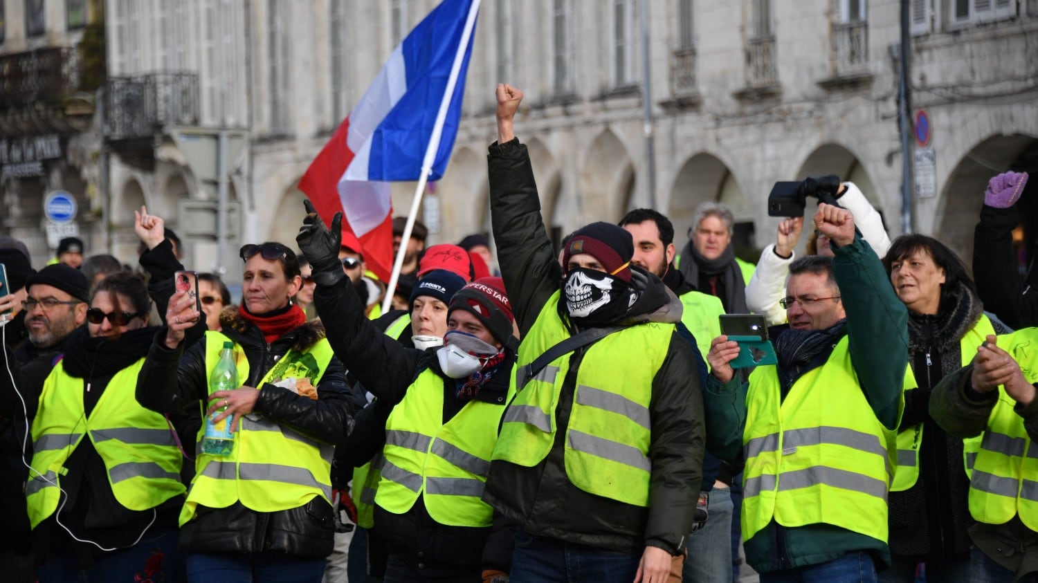 Civiltà Cattolica attacca i gilet gialli