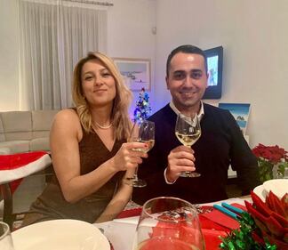 Gli auguri di Natale dei politi agli italiani  2