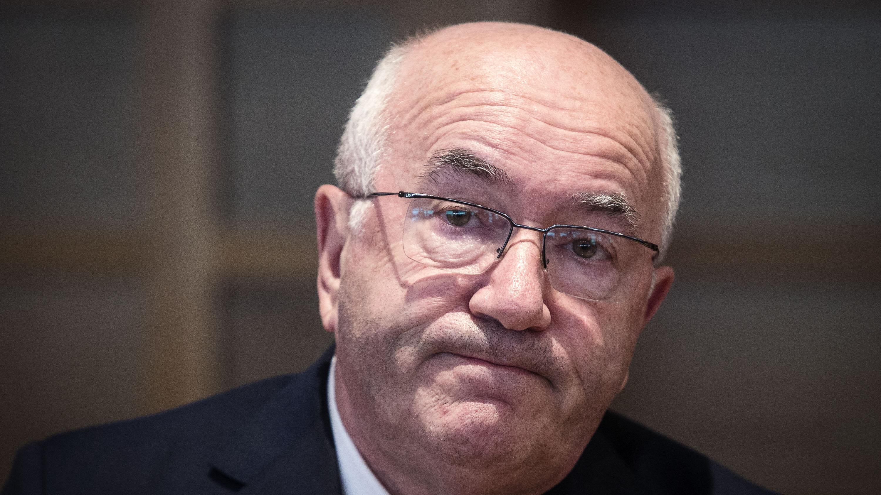 Tavecchio: "Profonda amarezza. Domani riunione Figc"