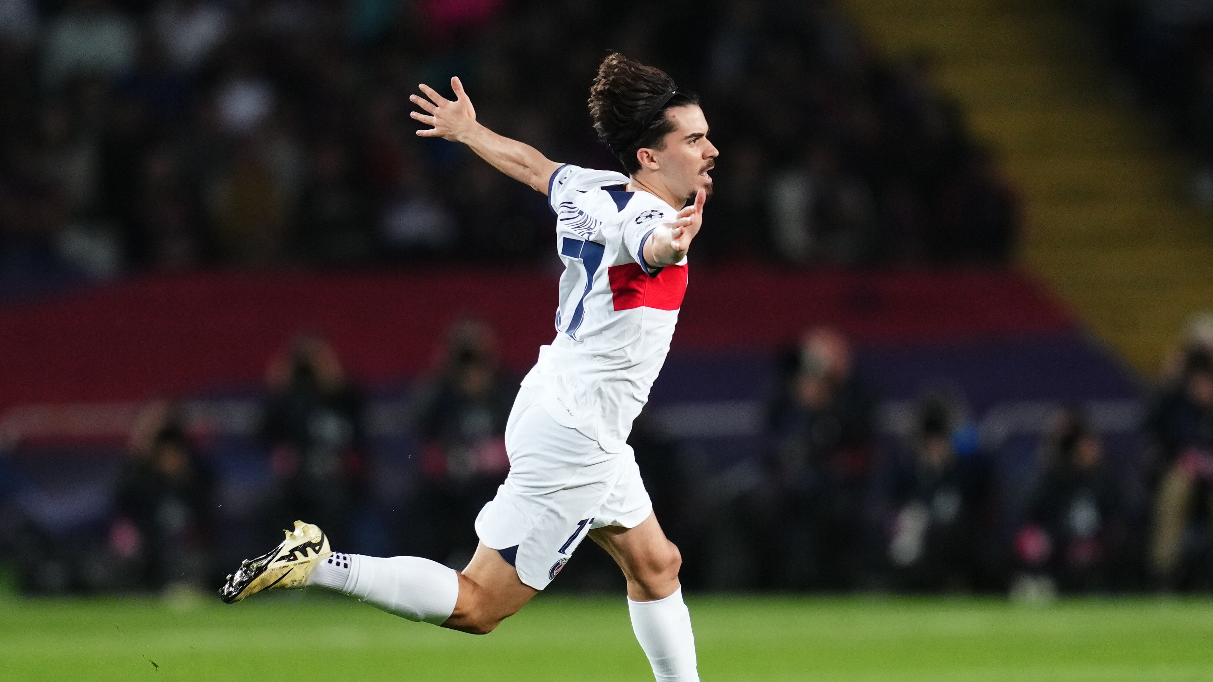 Disastro Barcellona: rimane in 10 e si fa rimontare 4-1 dal Psg
