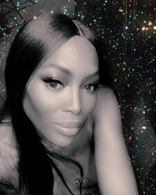 Naomi Campbell, i selfie su Instagram 5