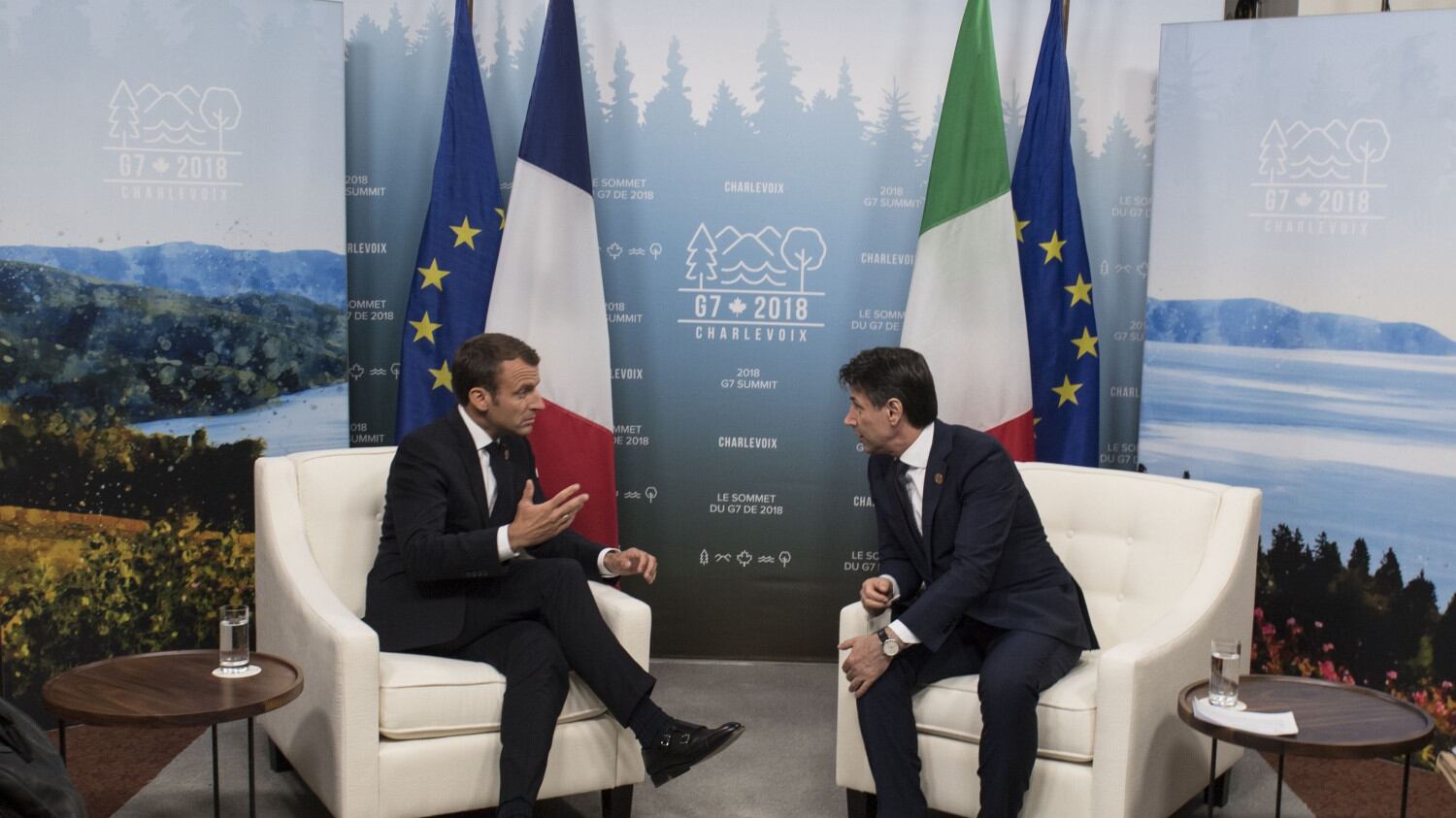 Migranti, disgelo tra Italia e Francia: Macron telefona, Conte andrà a Parigi