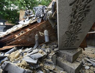 Giappone, terremoto colpisce Osaka 11