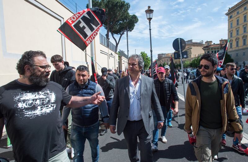 Il corteo di Forza Nuova contro Lucano 8