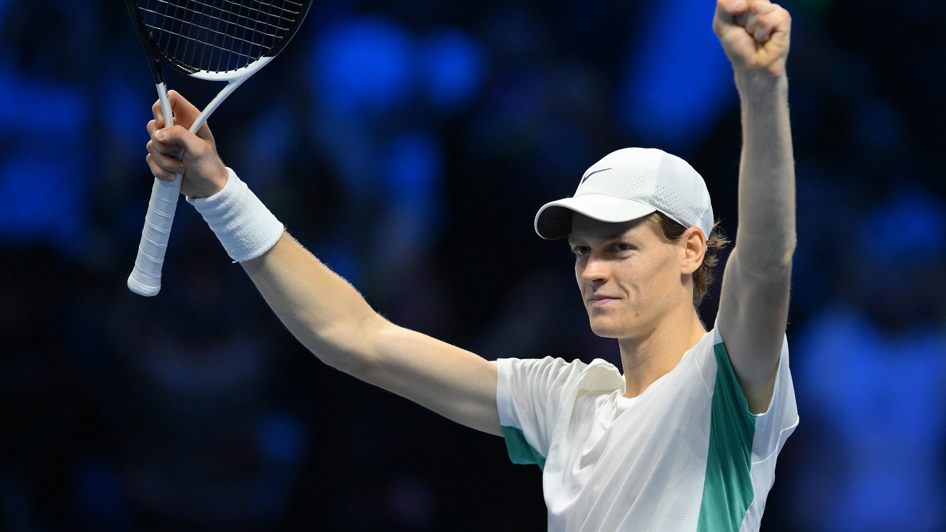 "Abbiamo vinto insieme": Sinner spiega come ha battuto il re del tennis
